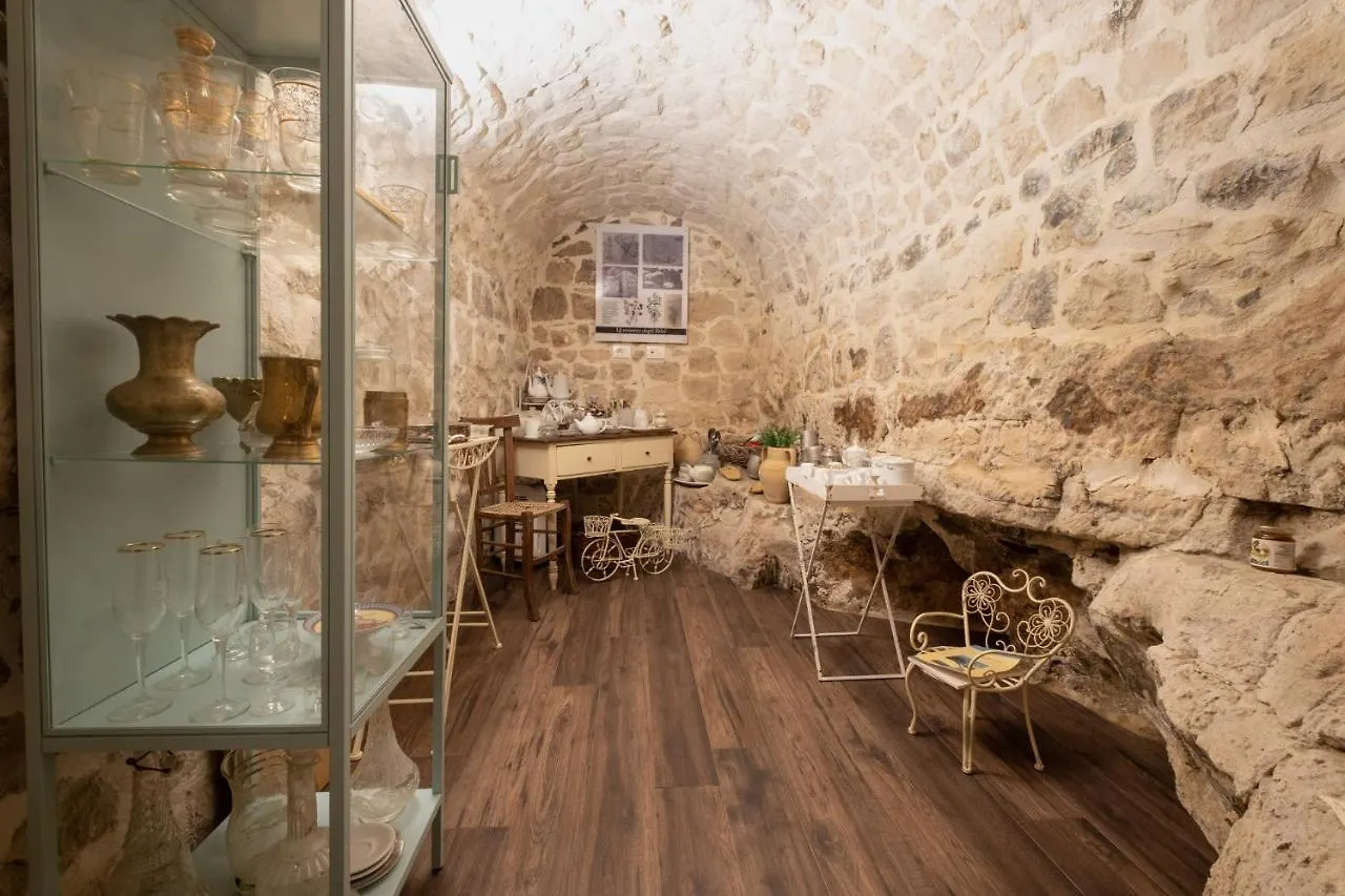 Apartment Case-Grotte Degli Avi, Esperienza Abitativa In Grotta Modica