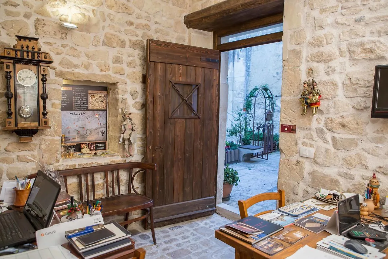 Apartment Case-Grotte Degli Avi, Esperienza Abitativa In Grotta Modica